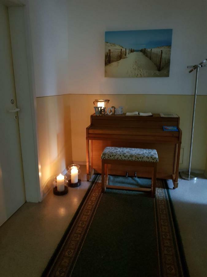 Double or Twin Room with Extra Bed,923335192:JPEG